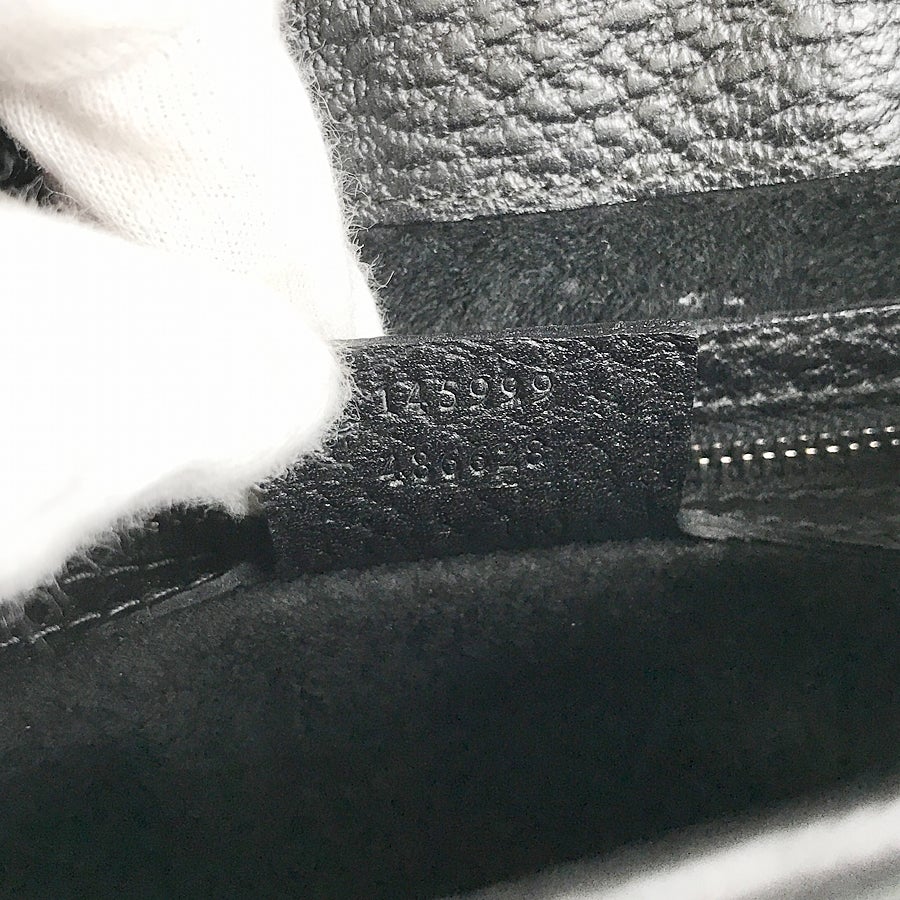 グッチ ショルダーバッグ