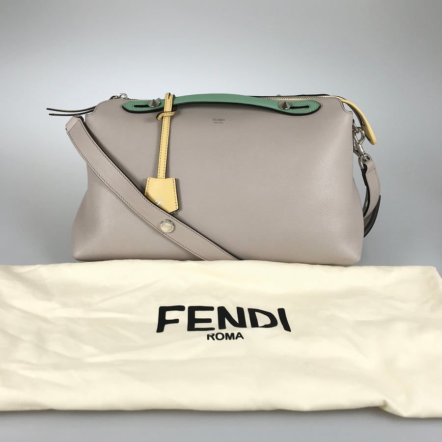 フェンディ ハンドバッグ