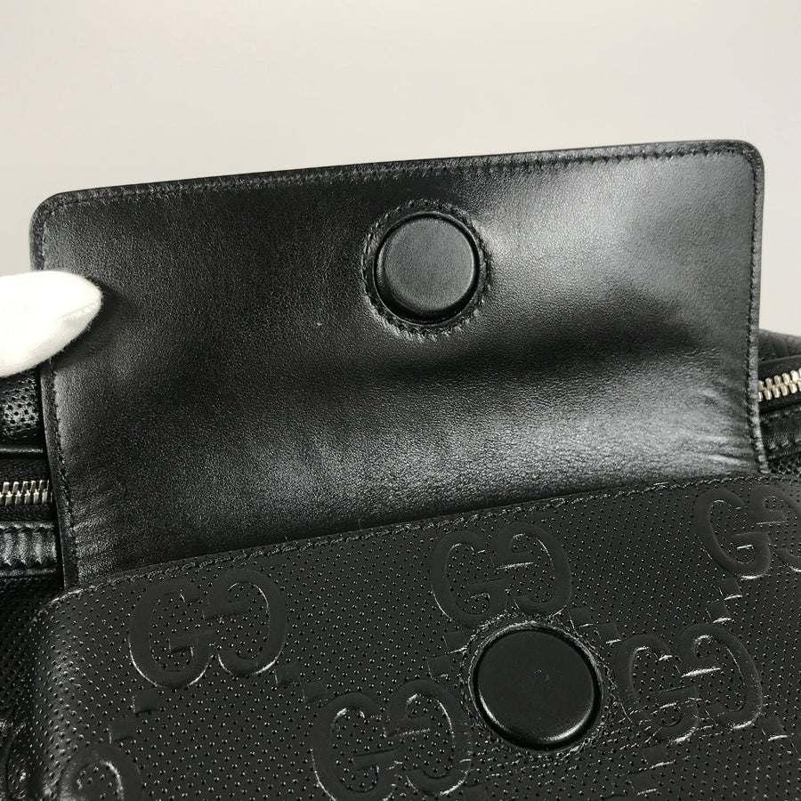 グッチ ボディバッグ