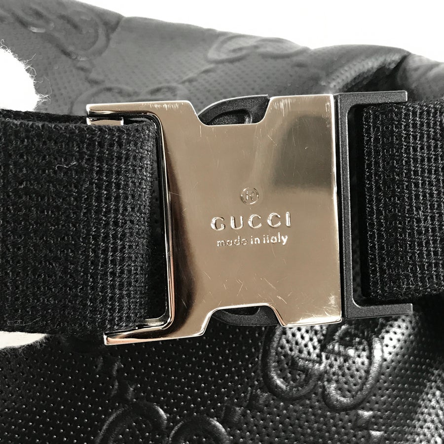 グッチ ボディバッグ