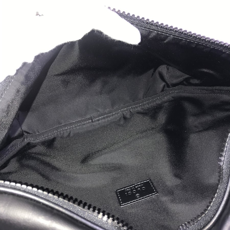グッチ ボディバッグ