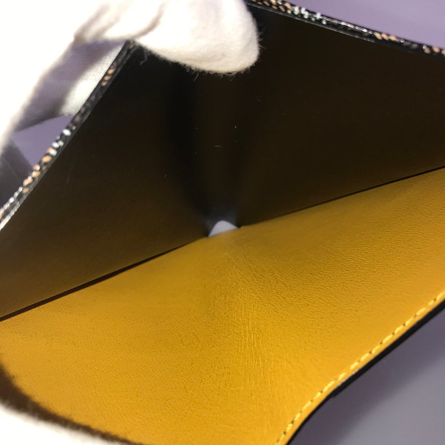 ゴヤール 二つ折り財布