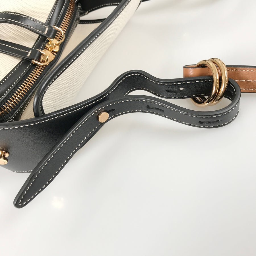 トッズ ショルダーバッグ