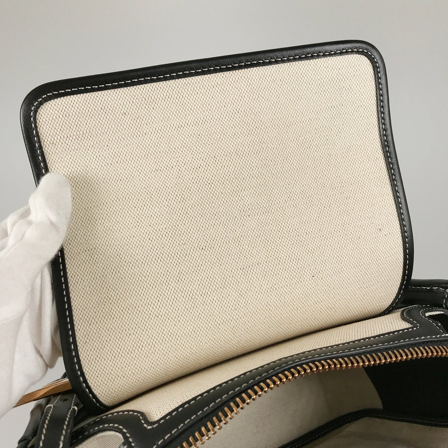 トッズ ショルダーバッグ