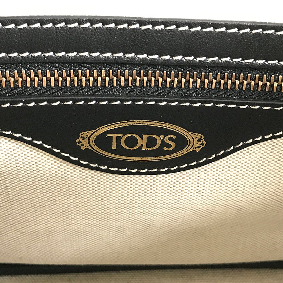 トッズ ショルダーバッグ