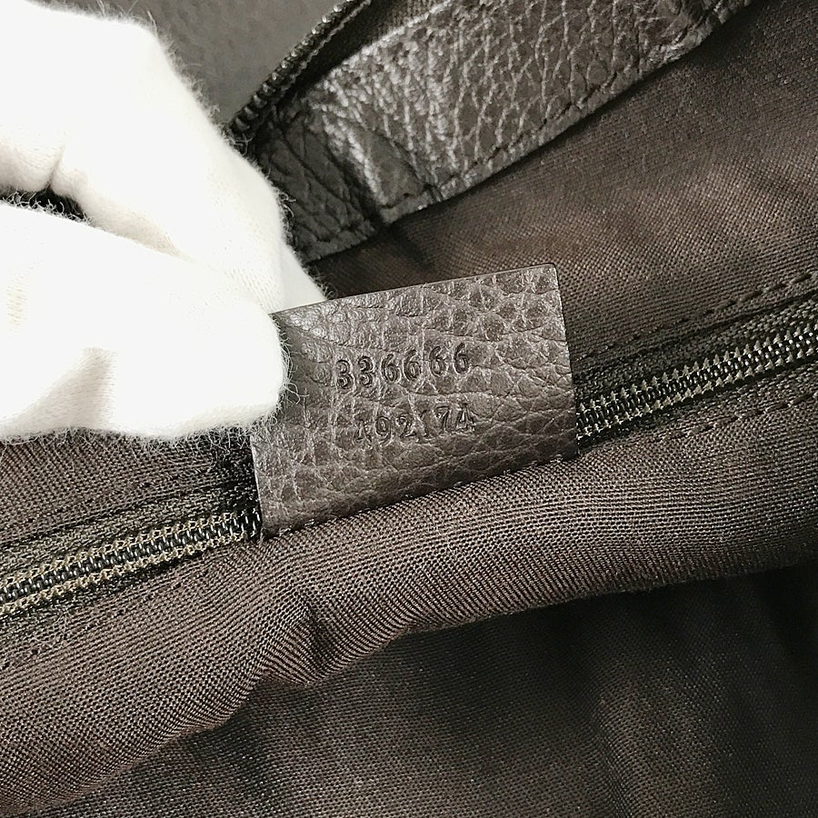 グッチ ショルダーバッグ