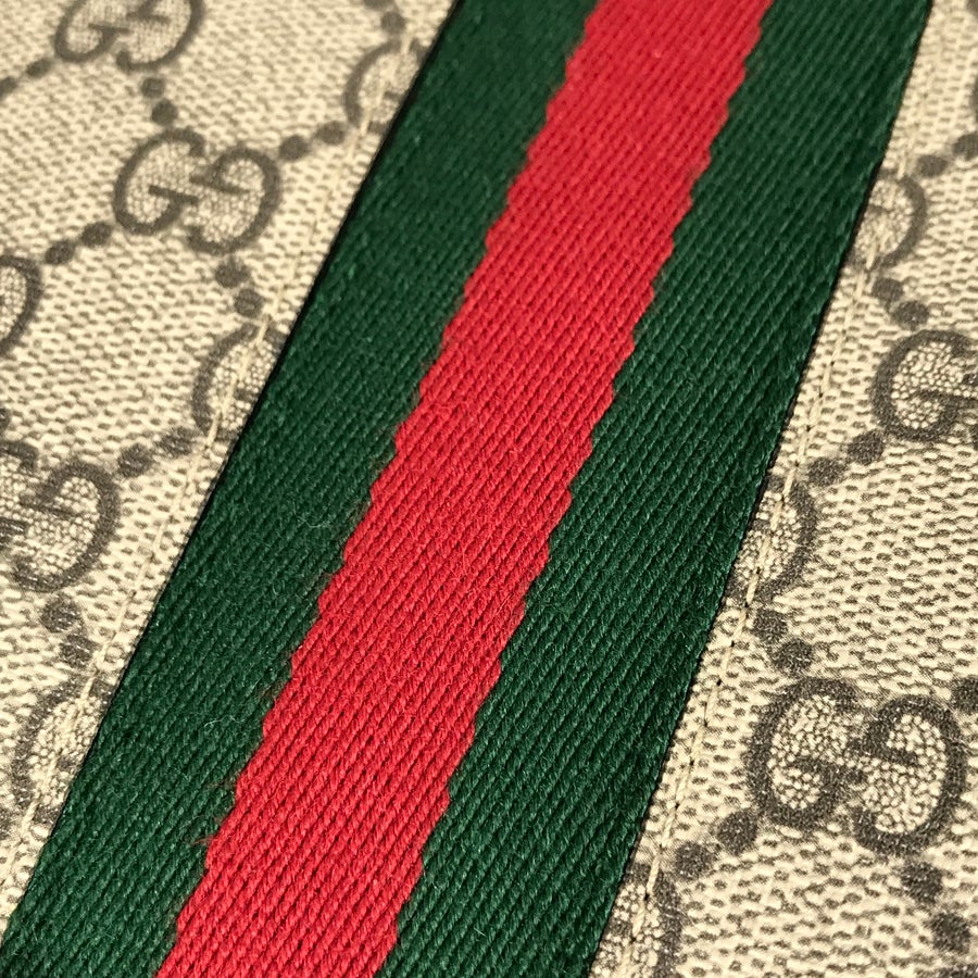 グッチ ショルダーバッグ