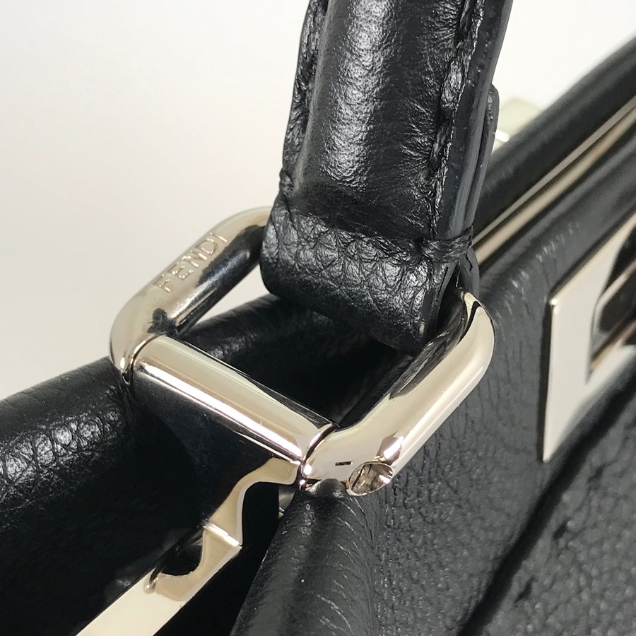 フェンディ ハンドバッグ