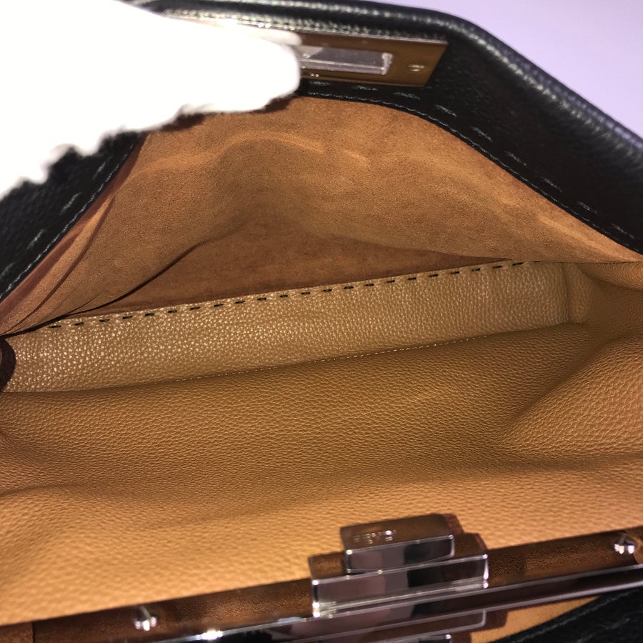 フェンディ ハンドバッグ