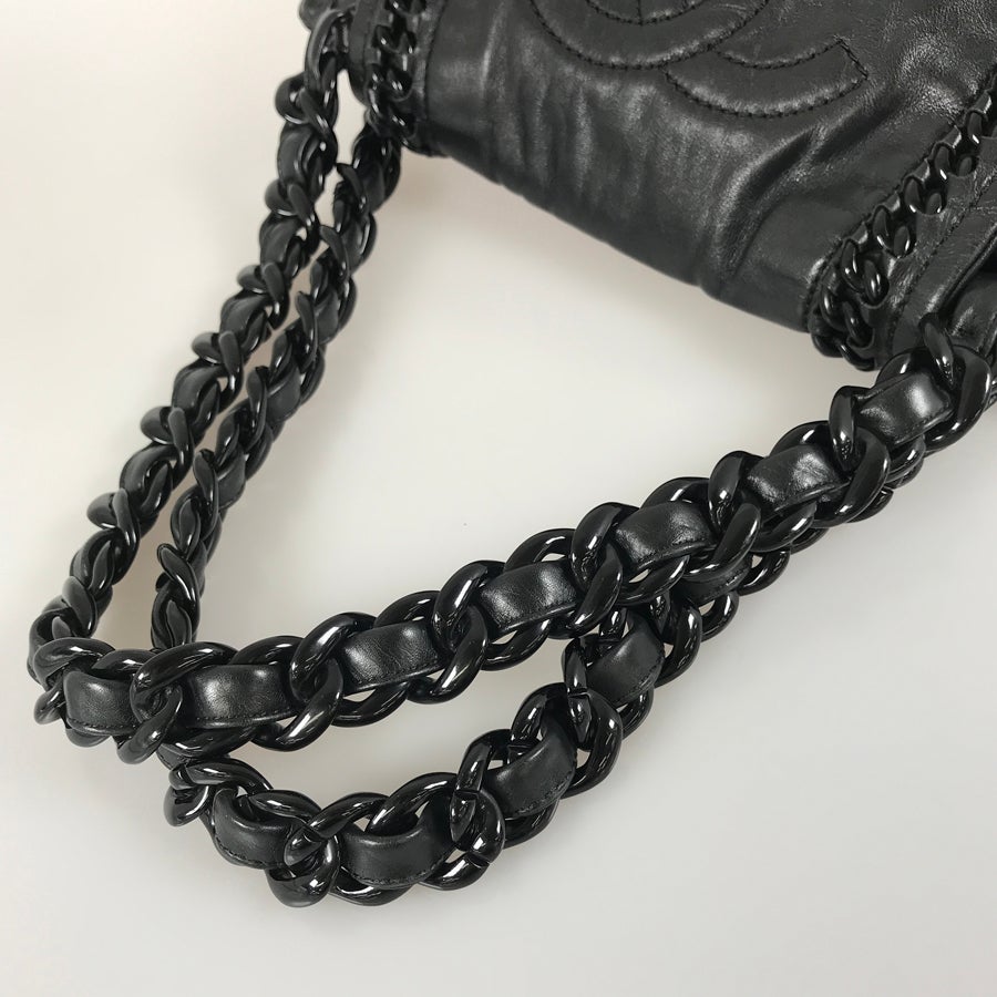 シャネル ショルダーバッグ
