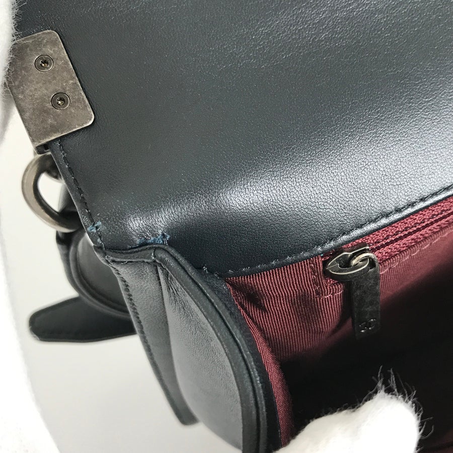 シャネル ショルダーバッグ