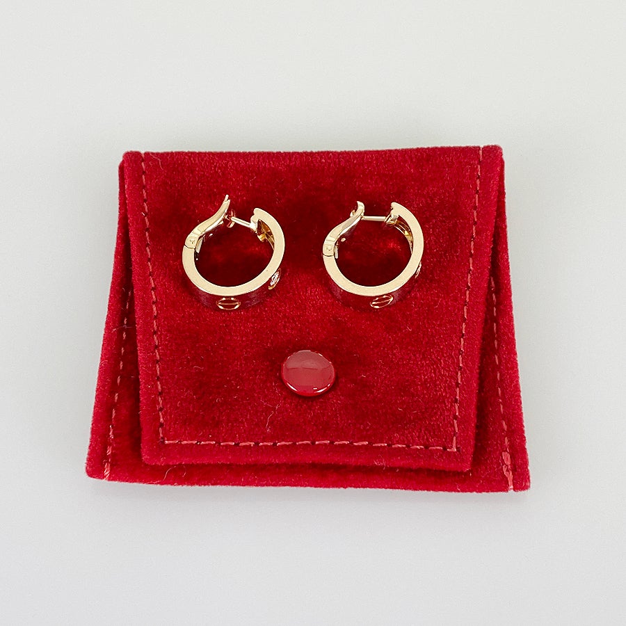 カルティエ ピアス