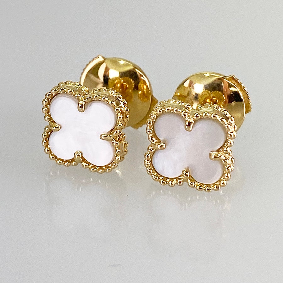 ヴァンクリーフ＆アーペル ピアス