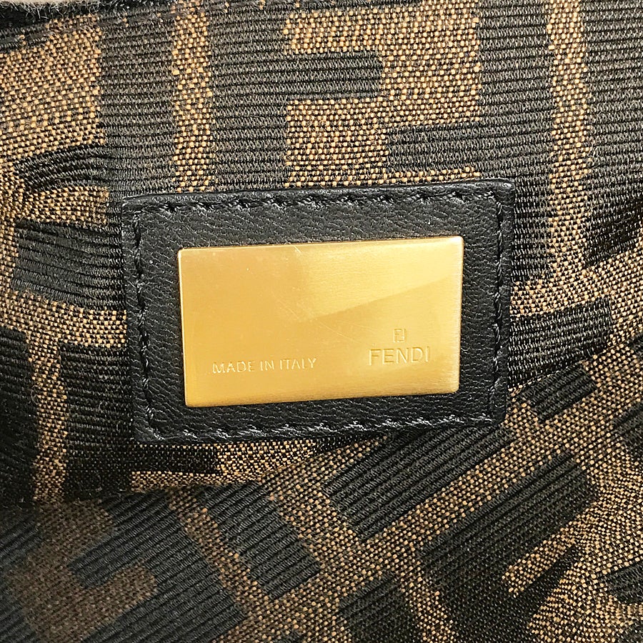 フェンディ ハンドバッグ