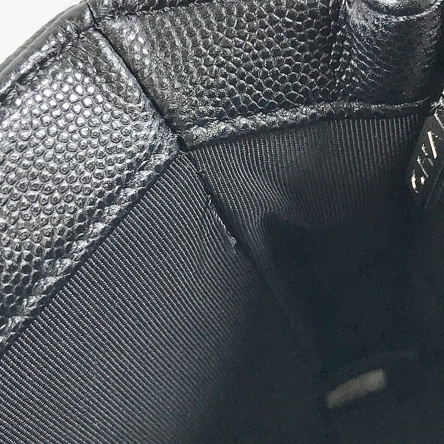 シャネル ショルダーバッグ
