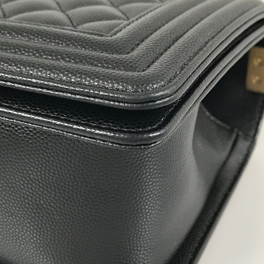 シャネル ショルダーバッグ