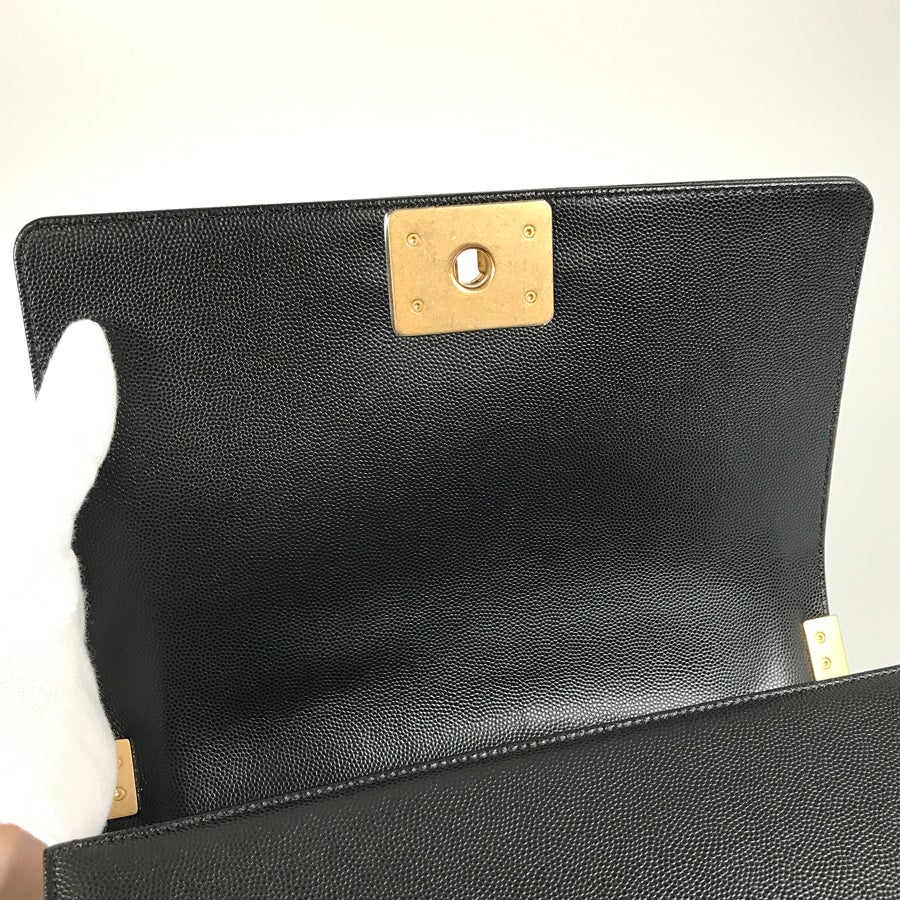 シャネル ショルダーバッグ
