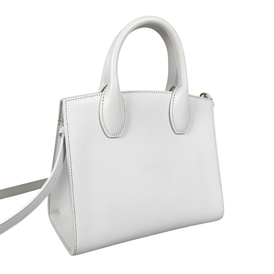 サルヴァトーレフェラガモ ハンドバッグ