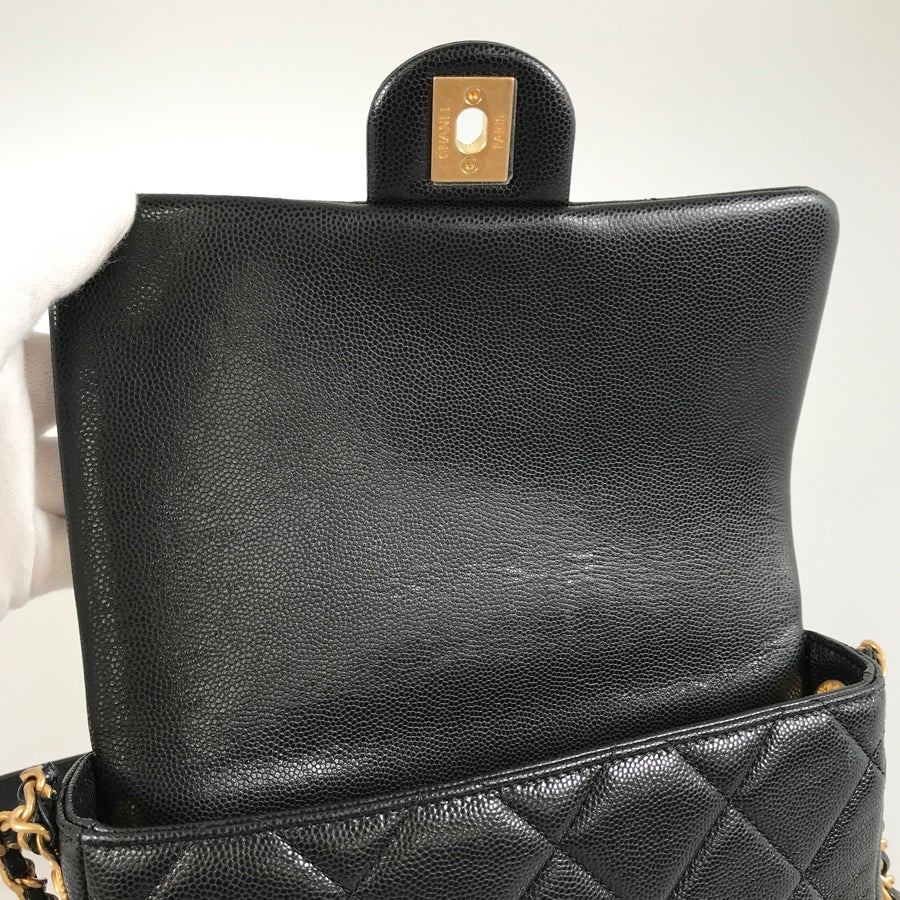 シャネル ショルダーバッグ