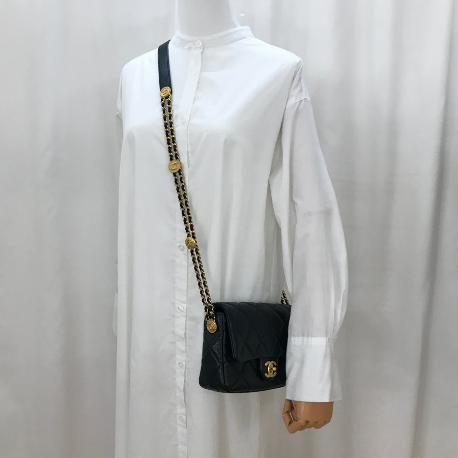 シャネル ショルダーバッグ