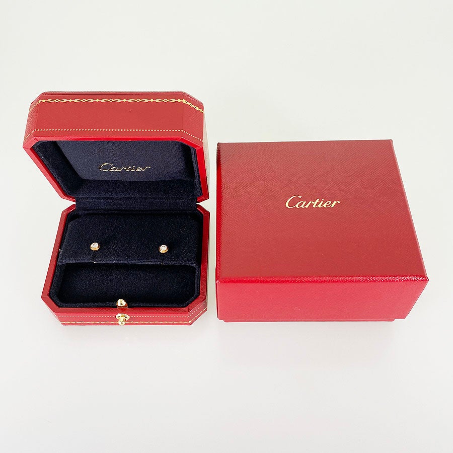 カルティエ ピアス