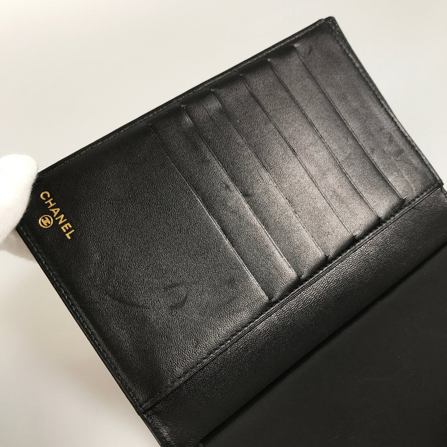 シャネル 長財布 二つ折り