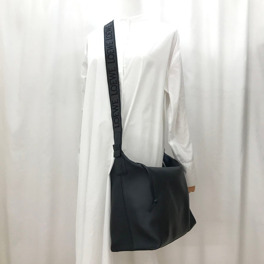 ロエベ ショルダーバッグ