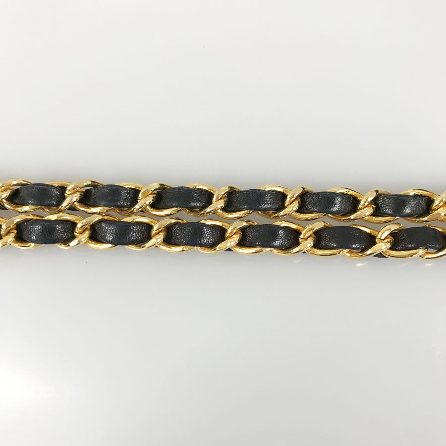 シャネル ショルダーバッグ