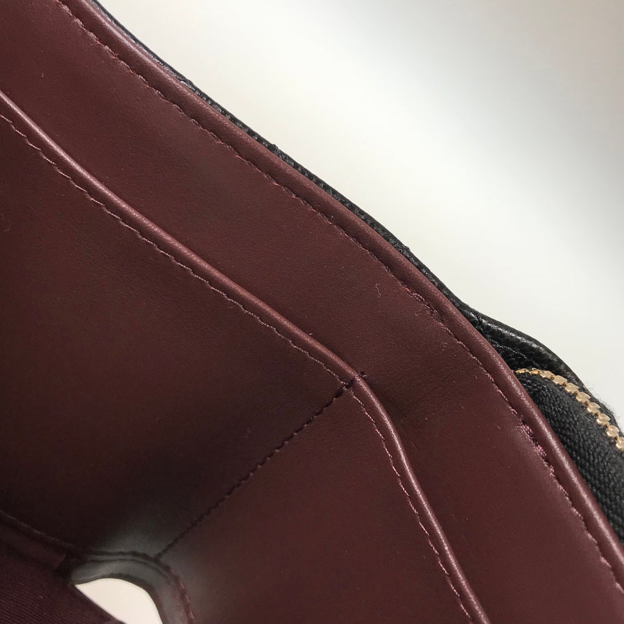 シャネル 三つ折り財布
