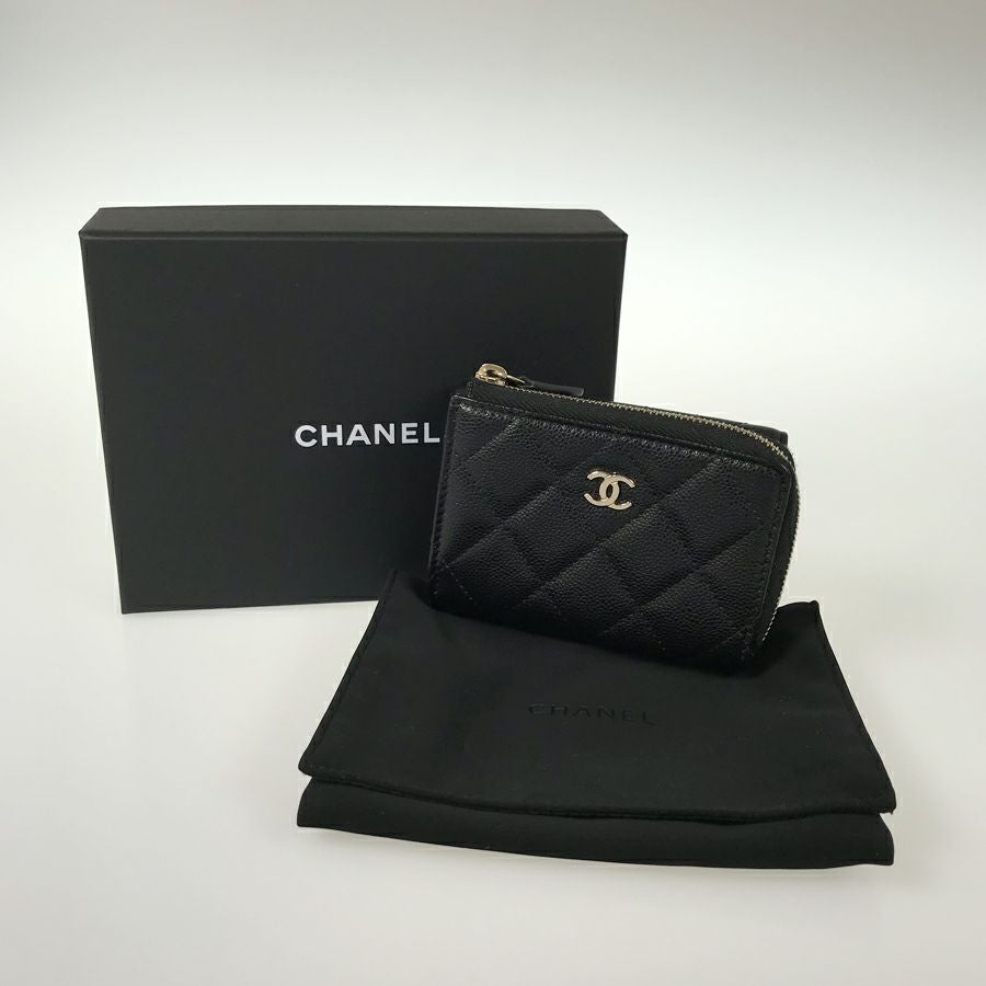 シャネル 三つ折り財布