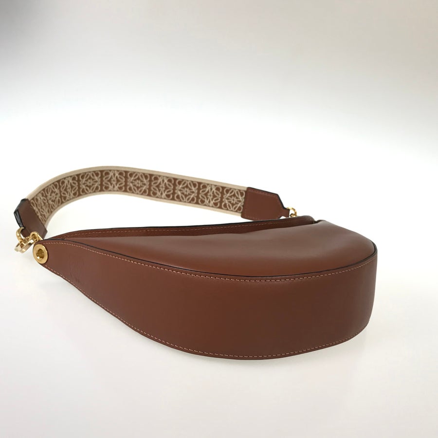 ロエベ ショルダーバッグ