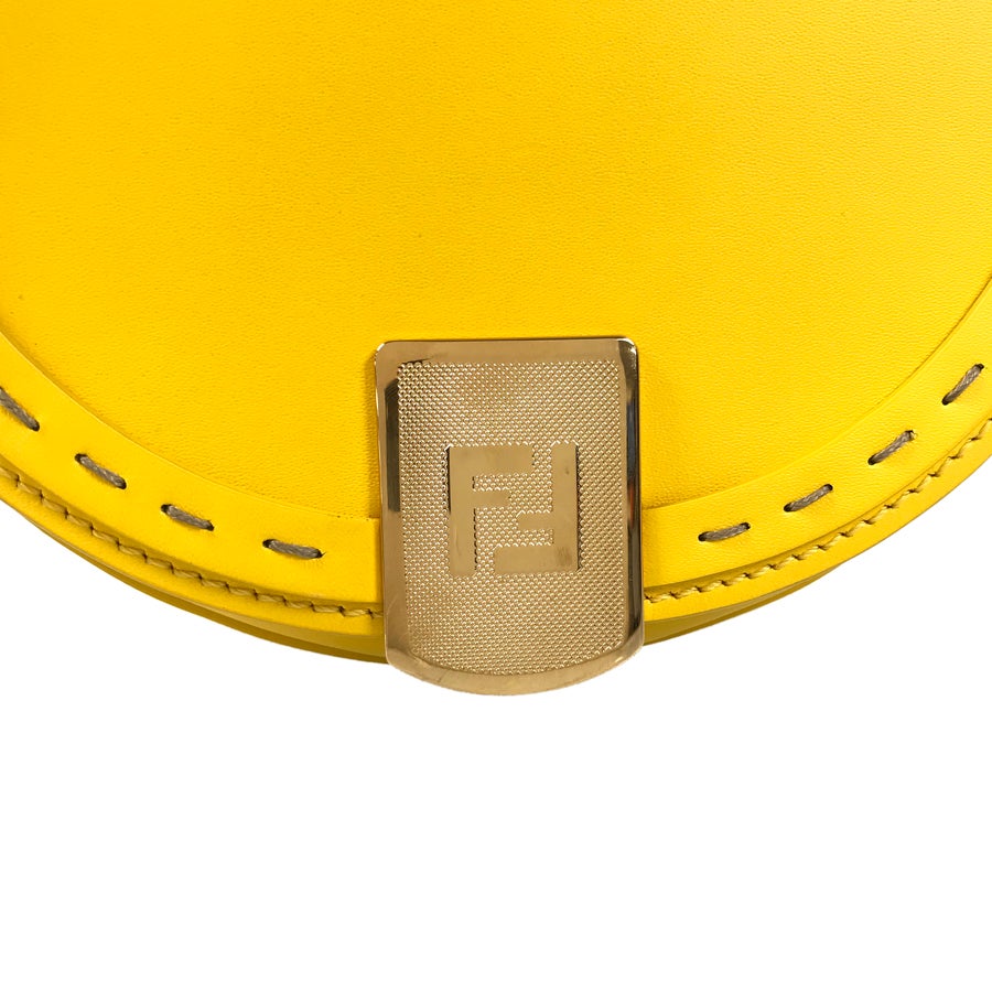 フェンディ ショルダーバッグ