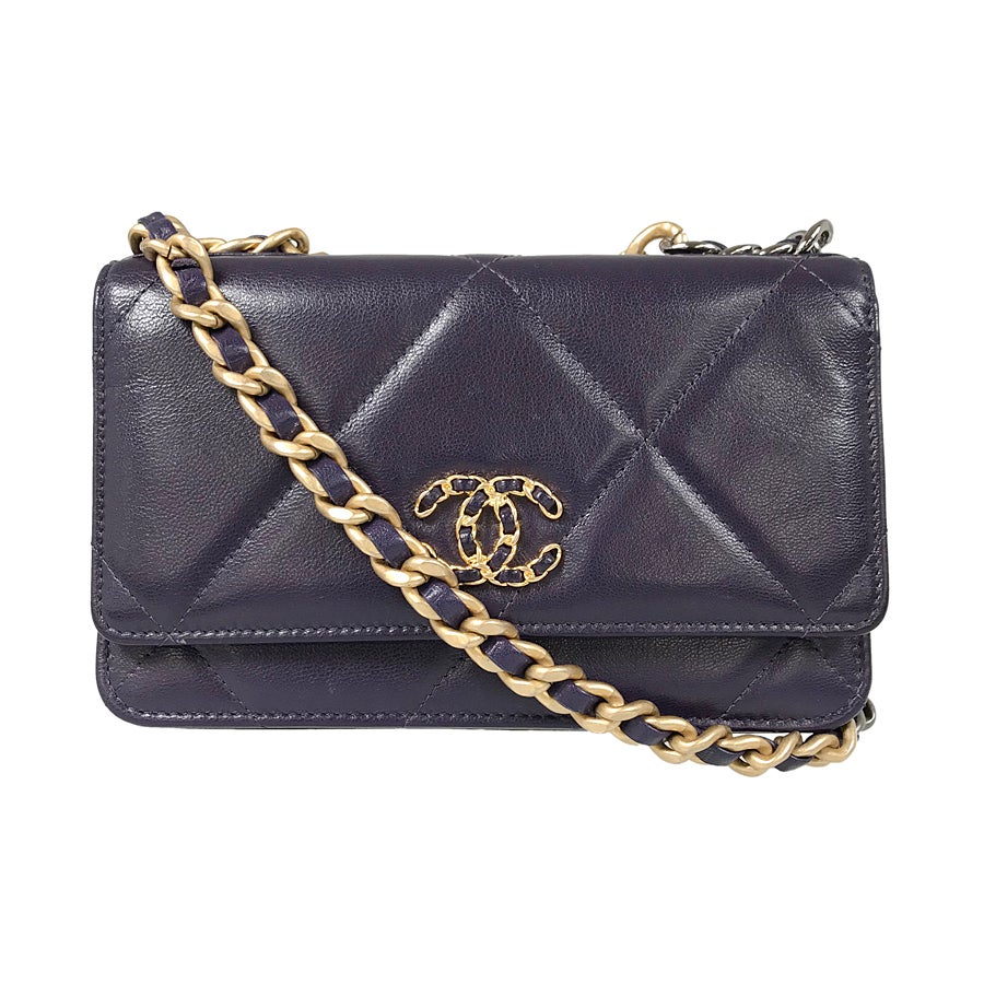 シャネル シャネル19 チェーンウォレット ショルダーバッグ