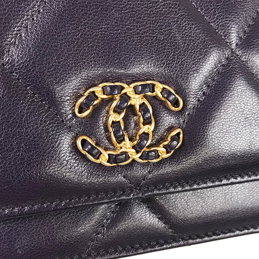 シャネル ショルダーバッグ