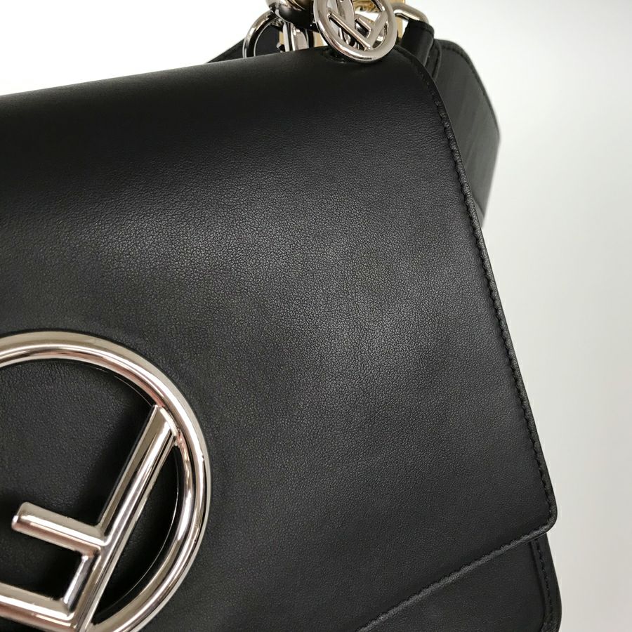 フェンディ ハンドバッグ