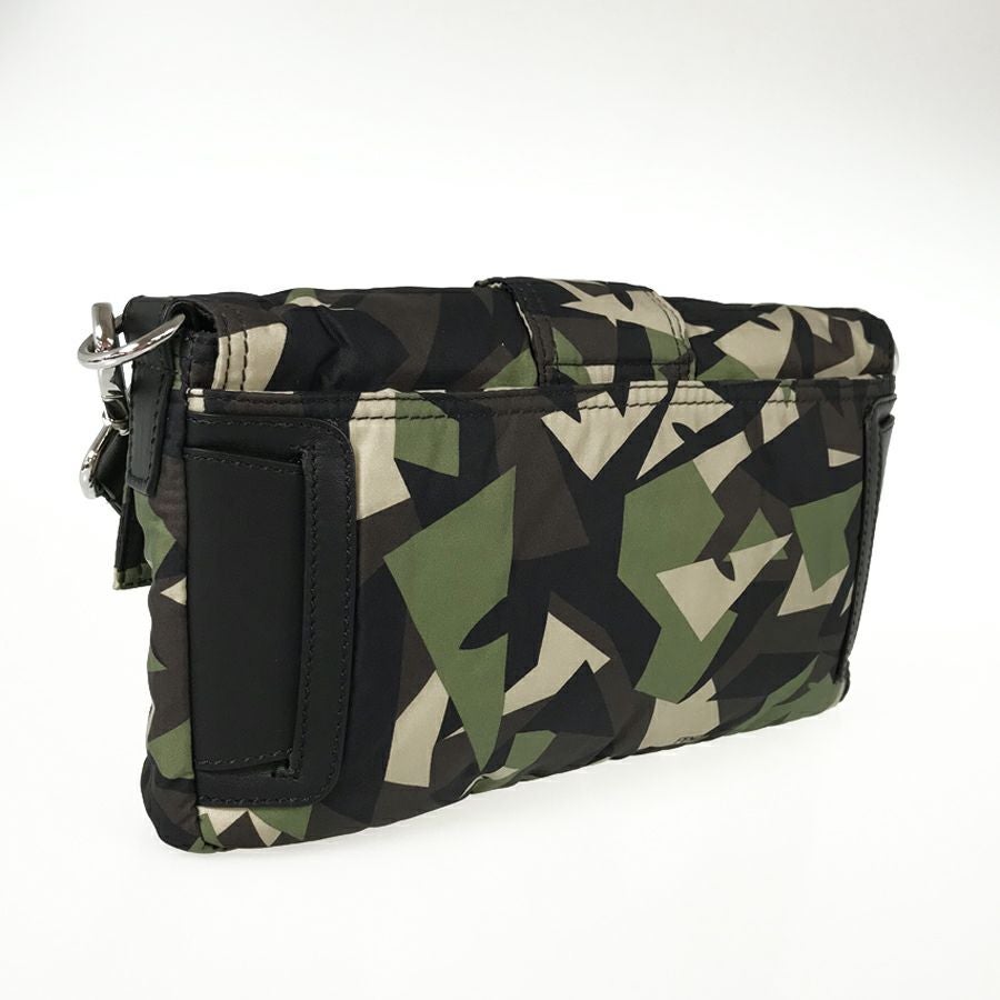 フェンディ ショルダーバッグ