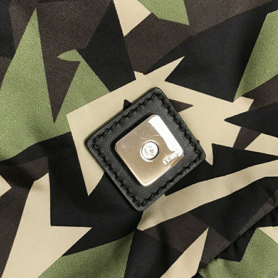 フェンディ ショルダーバッグ