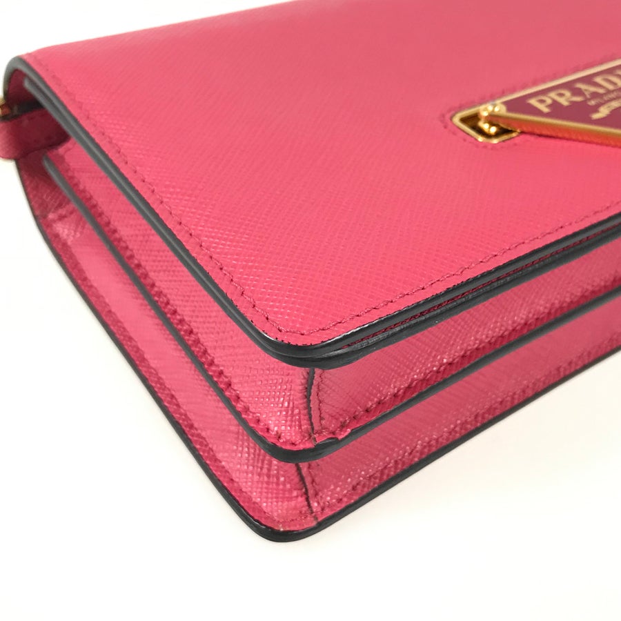 プラダ ショルダーバッグ