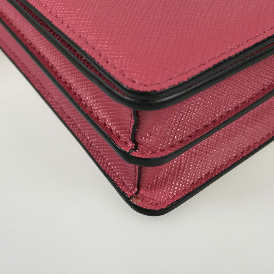 プラダ ショルダーバッグ