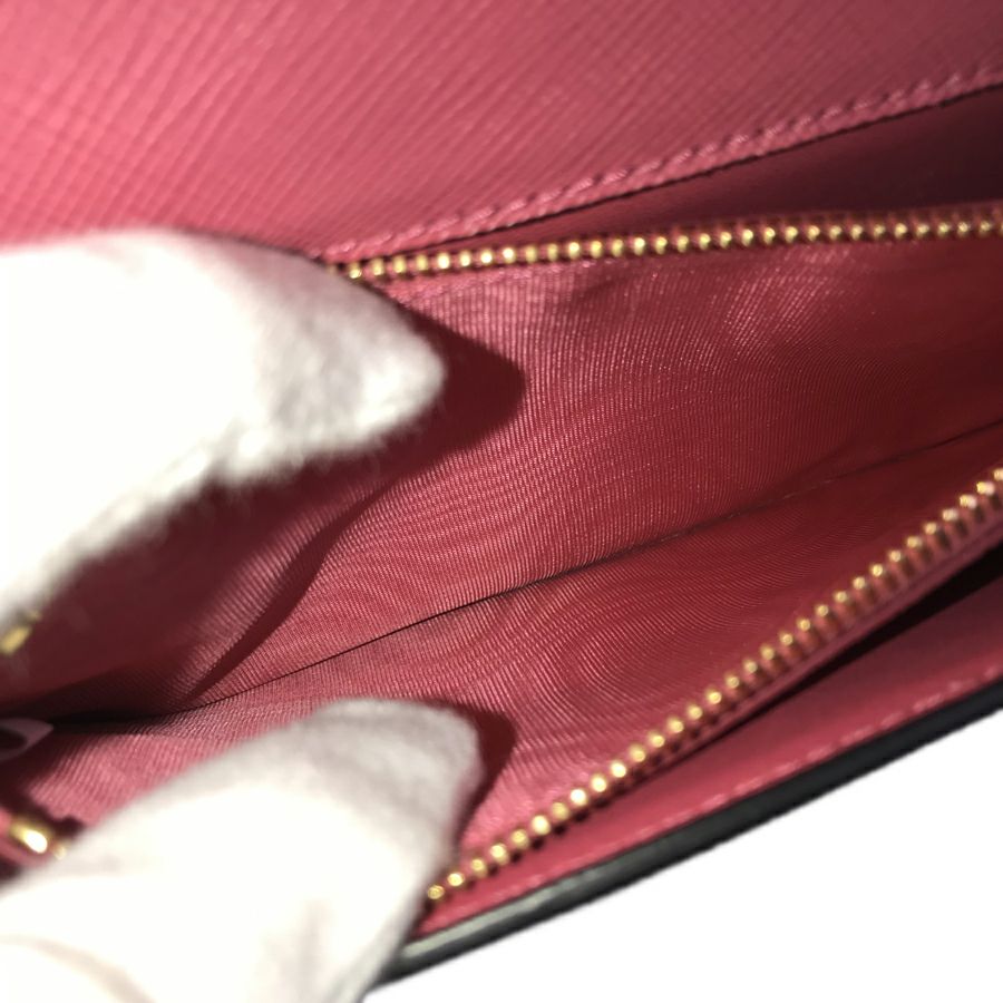 プラダ ショルダーバッグ