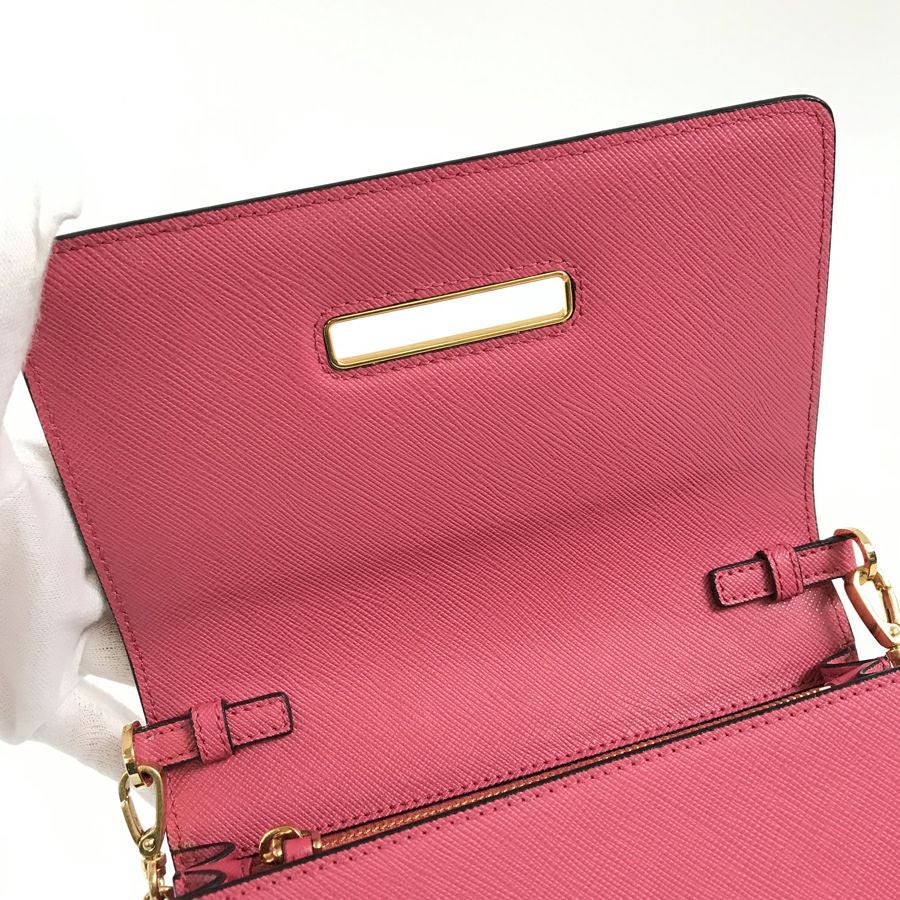 プラダ ショルダーバッグ