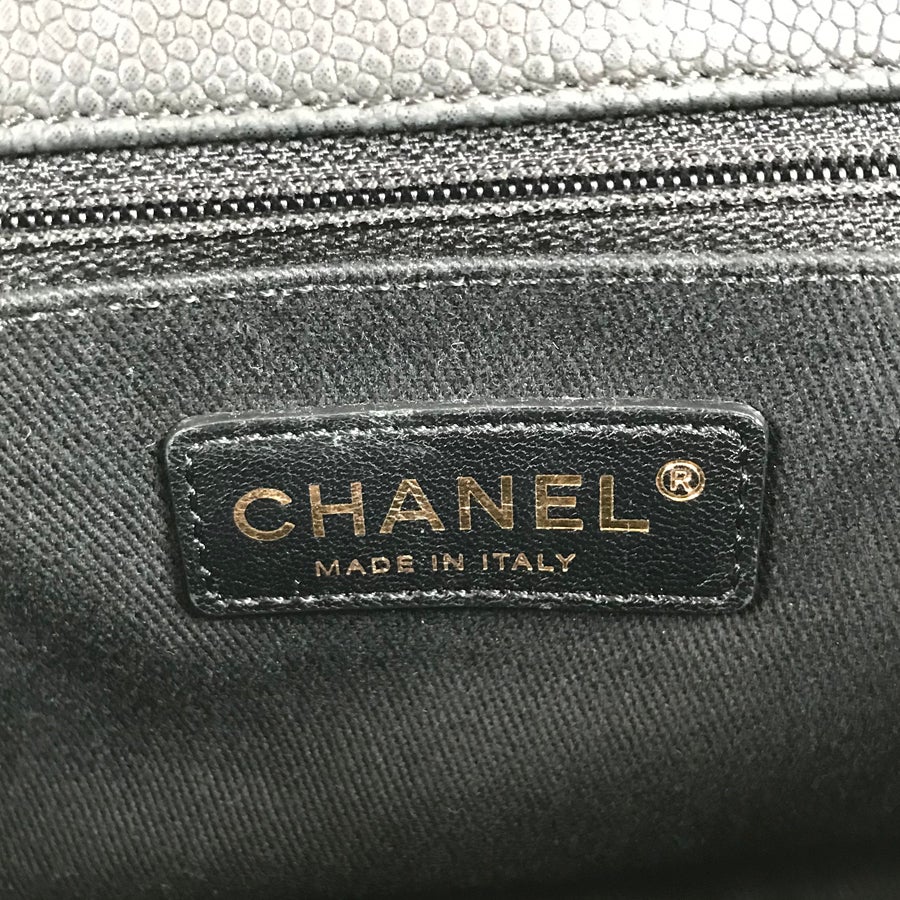 シャネル ショルダーバッグ