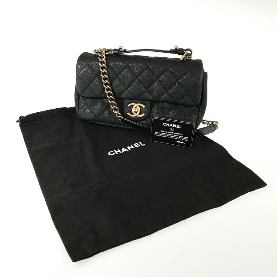 シャネル ショルダーバッグ