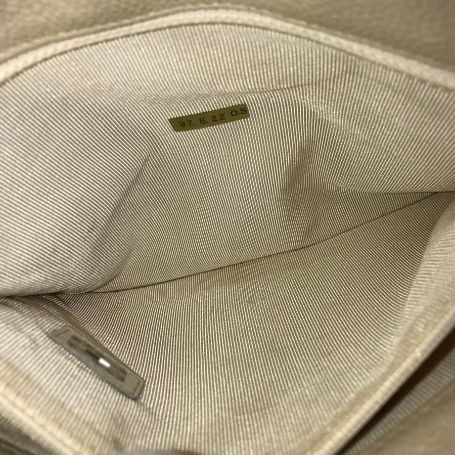 シャネル ショルダーバッグ