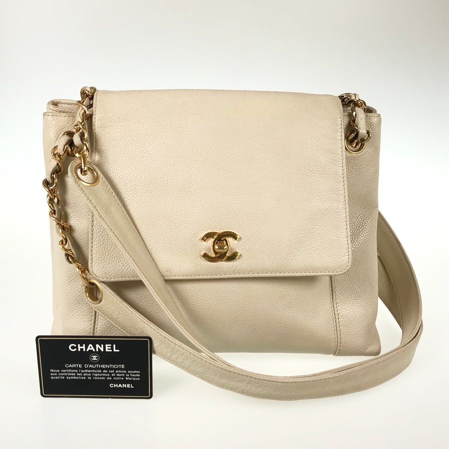 シャネル ショルダーバッグ