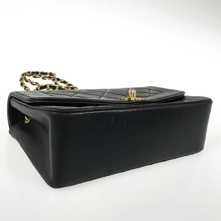 シャネル ショルダーバッグ