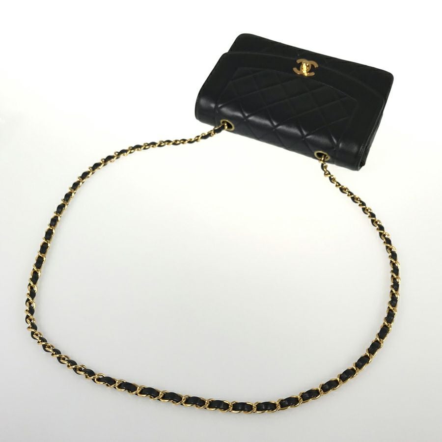 シャネル ショルダーバッグ