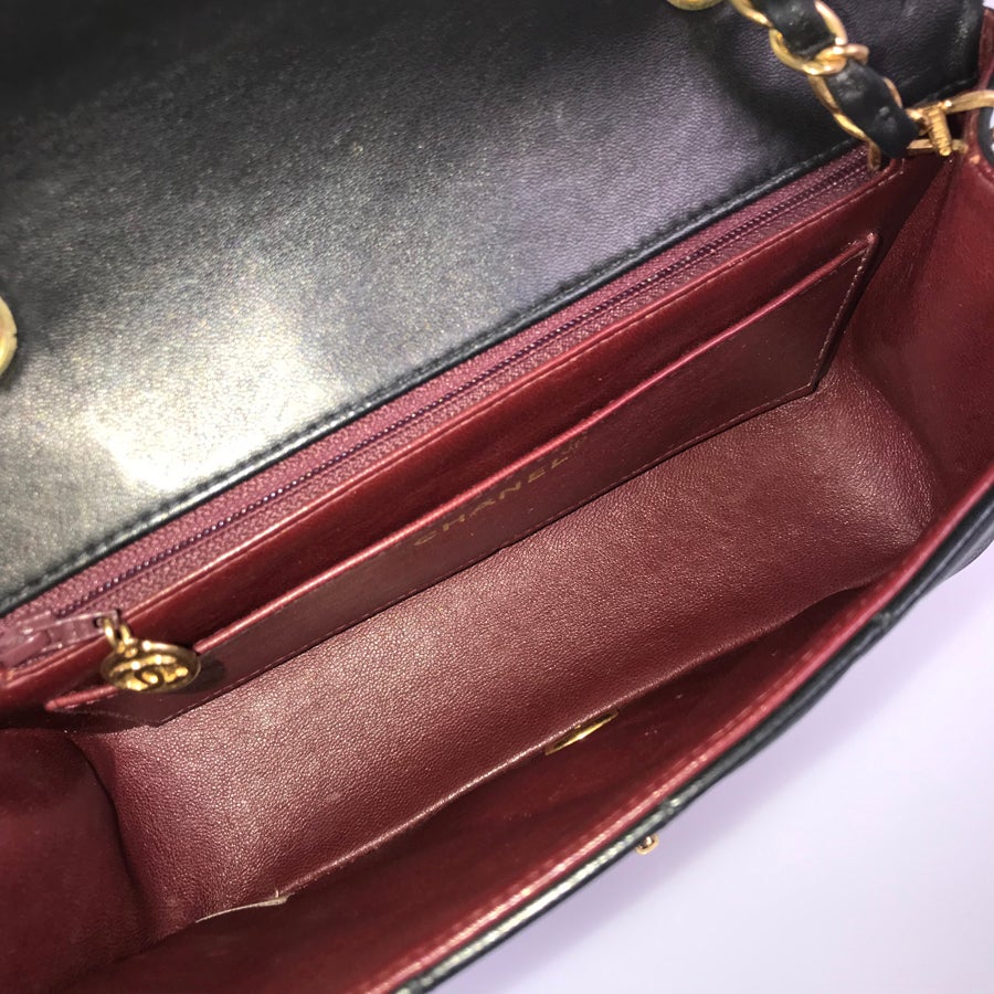 シャネル ショルダーバッグ