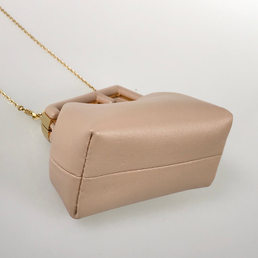 フェンディ ポーチ