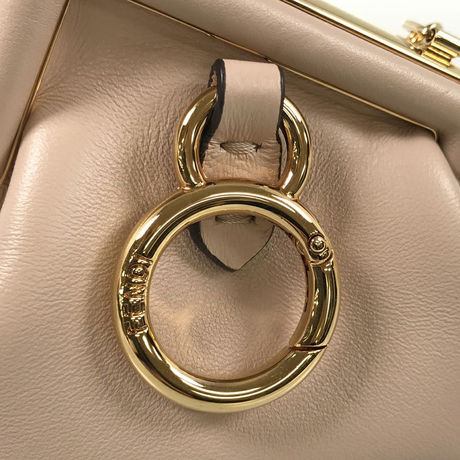 フェンディ ポーチ